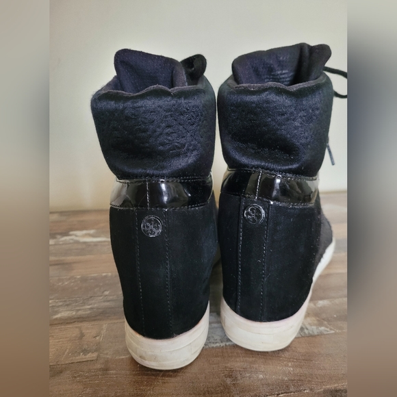 Guess high top wedge snickers - Picture 4 of 7